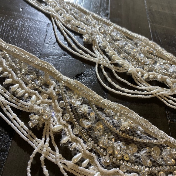 Straps embellished with Swarovski crystals - Picture 6 of 6